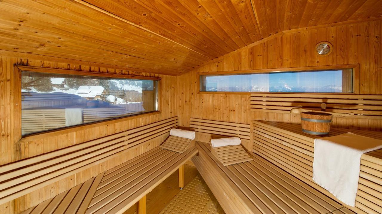 Hotel Sattleggers Alpenhof & Feriensternwarte Greifenburg Esterno foto