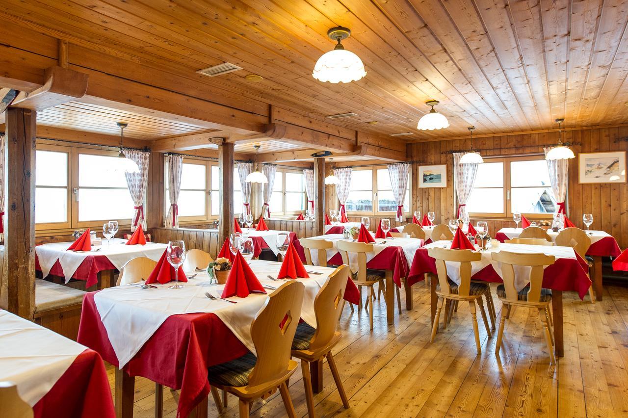 Hotel Sattleggers Alpenhof & Feriensternwarte Greifenburg Esterno foto