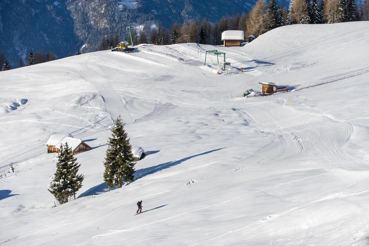Hotel Sattleggers Alpenhof & Feriensternwarte Greifenburg Esterno foto